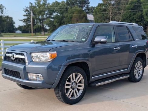 Used 2012 Toyota 4Runner Limited AWD/4WD image 1
