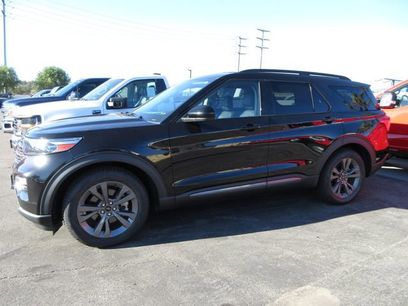 Certified 2022 Ford Explorer XLT w/ Equipment Group 202A