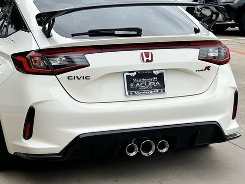 Used 2024 Honda Civic Type R image 7