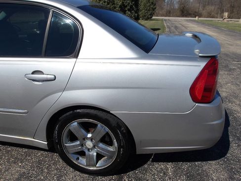Used 2006 Chevrolet Malibu LTZ image 30