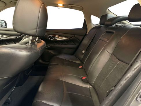 Used 2019 INFINITI Q70 Luxe w/ Proactive Package AWD/4WD image 25