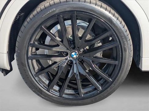 Used 2023 BMW X6 xDrive40i w/ M Sport Package image 26