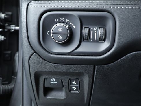 Used 2021 RAM 1500 Limited w/ Night Edition image 26