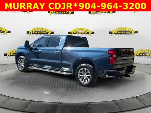 Used 2020 Chevrolet Silverado 1500 High Country w/ Technology Package image 3