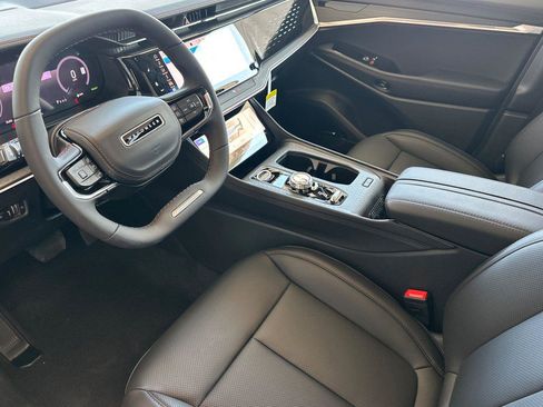 New 2025 Jeep Wagoneer S Limited image 7