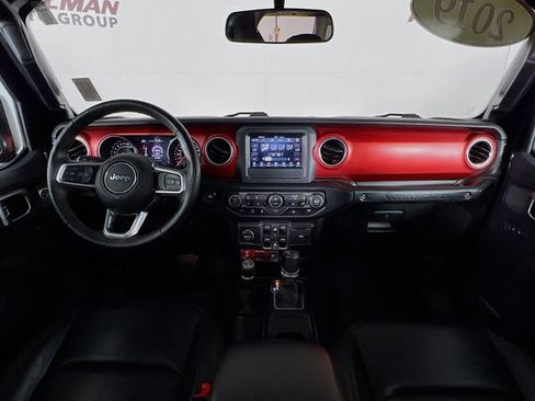 Used 2019 Jeep Wrangler Unlimited Rubicon w/ LED Lighting Group AWD/4WD image 24