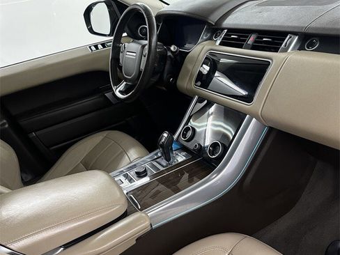 Used 2018 Land Rover Range Rover Sport HSE image 41