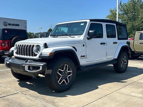 New 2025 Jeep Wrangler Sahara image 5