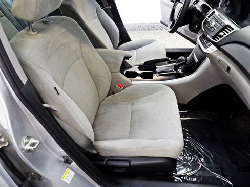 Used 2013 Honda Accord LX image 14