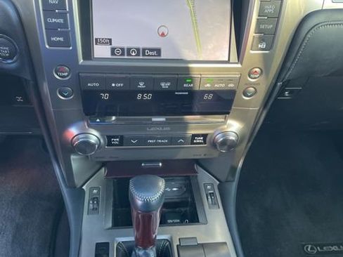 Used 2014 Lexus GX 460 image 8