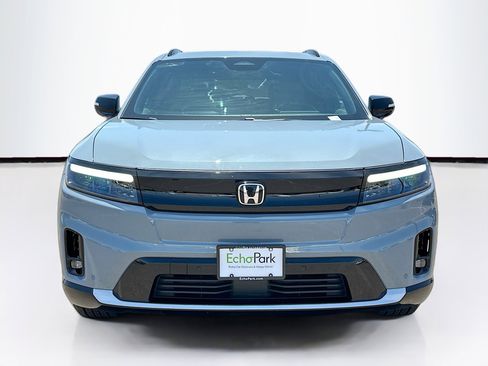 Used 2025 Honda Prologue Touring image 2