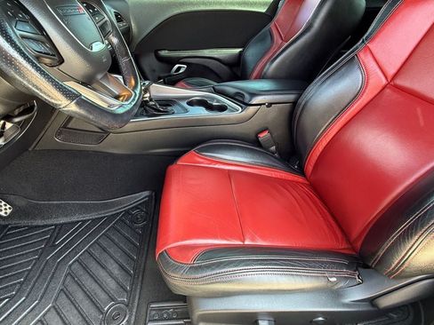 Used 2021 Dodge Challenger R/T Scat Pack w/ Dynamics Package RWD image 12