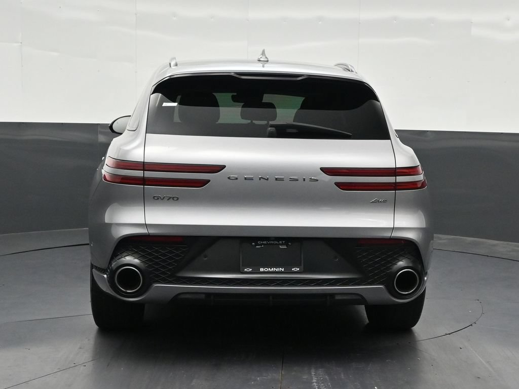 Used 2023 Genesis GV70 2.5T w/ Sport Prestige Package AWD/4WD image 4
