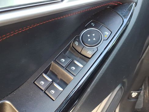 Used 2022 Ford Explorer ST-Line w/ Class IV Trailer Tow Package image 11