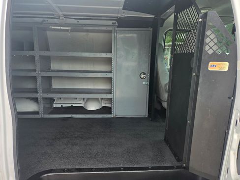 Used 2007 Ford E-150 and Econoline 150 RWD image 22