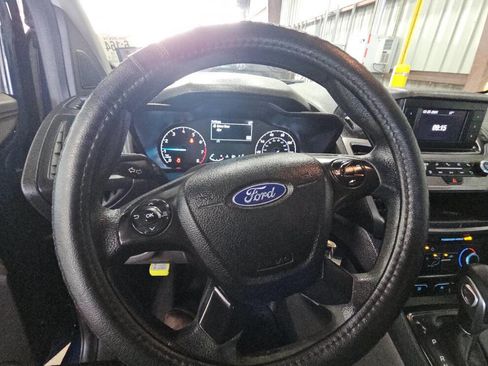 Used 2019 Ford Transit Connect XL image 13