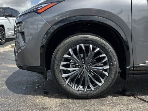 New 2026 Nissan Rogue Platinum AWD/4WD image 17