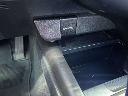 Certified 2023 Toyota Camry SE FWD image 22
