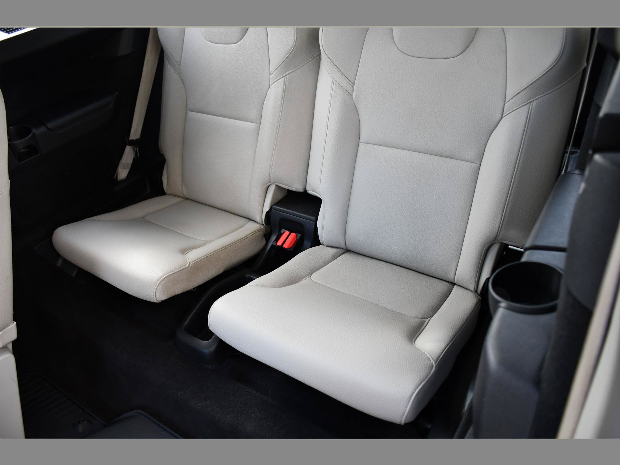 Used 2024 Volvo XC90 B6 Plus w/ Protection Package Premier AWD/4WD image 17