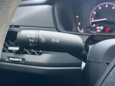 Used 2024 Honda Accord EX image 19