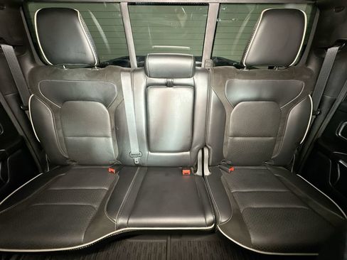 Used 2021 RAM 1500 Laramie w/ Sport Appearance Package AWD/4WD image 13
