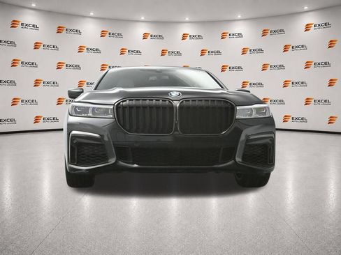 Used 2022 BMW 740i w/ M Sport Package RWD image 61