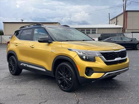 Used 2023 Kia Seltos Nightfall Edition AWD/4WD image 2