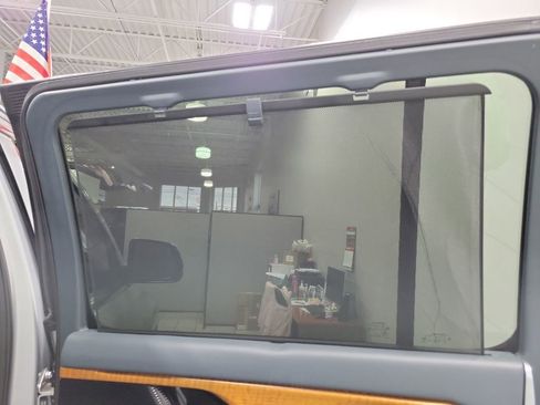 Used 2022 Jeep Grand Wagoneer Series II w/ Convenience Group III image 59