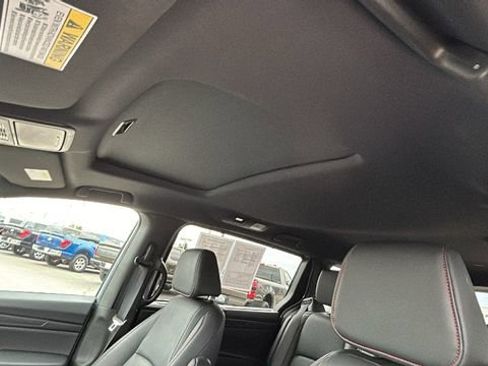 Used 2025 Honda Odyssey Sport-L image 25