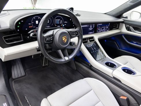 Used 2021 Porsche Taycan Turbo S image 6