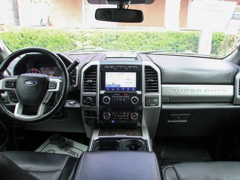 Used 2021 Ford F350 Lariat w/ Lariat Ultimate Package AWD/4WD image 29