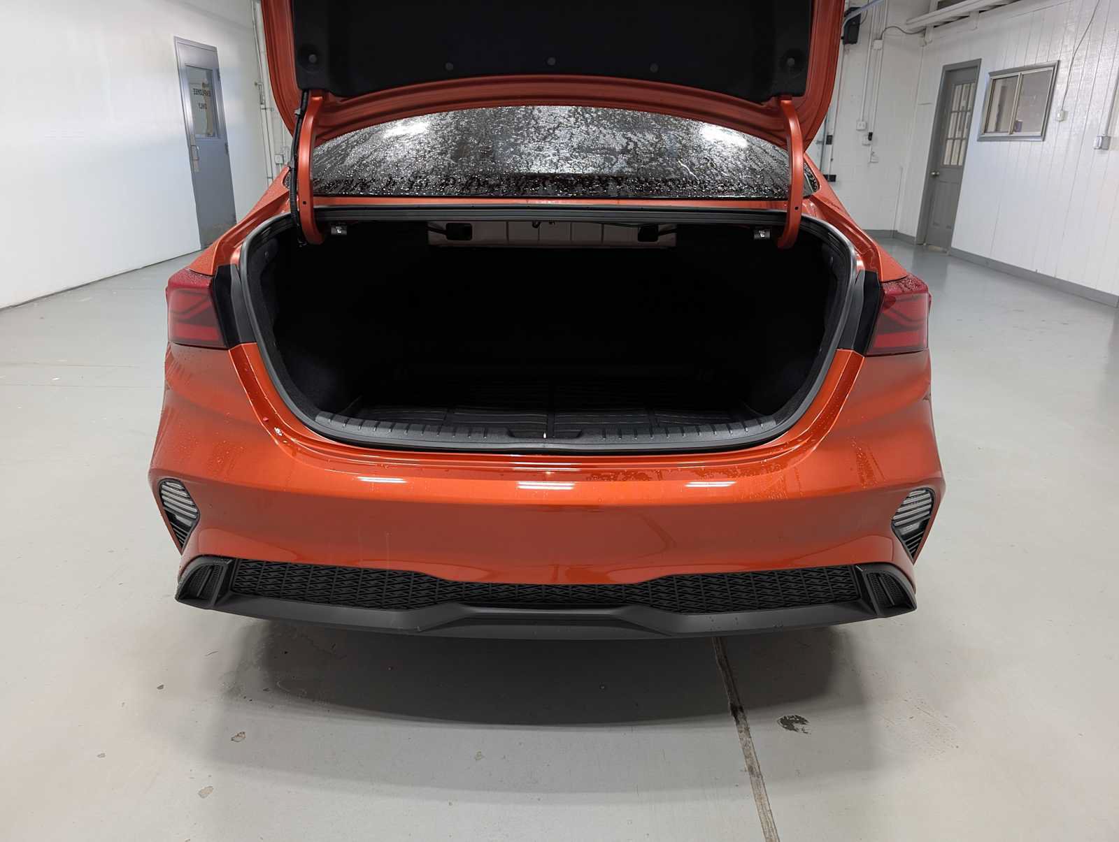 Certified 2023 Kia Forte LXS FWD image 28