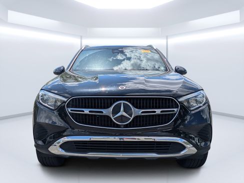Certified 2023 Mercedes-Benz GLC 300 image 8