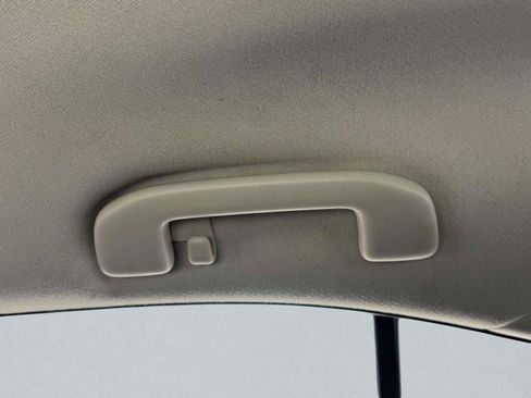 Used 2021 Toyota Corolla LE FWD image 47