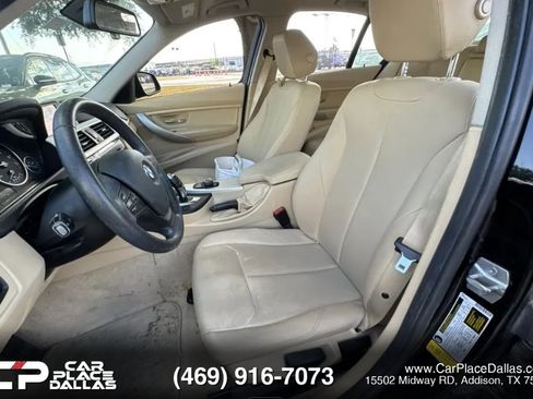 Used 2016 BMW 320i Sedan RWD image 9