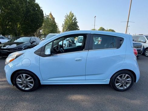 Used 2016 Chevrolet Spark LT FWD image 5