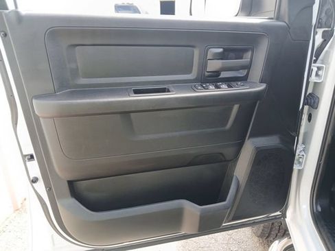 Used 2022 RAM 2500 Tradesman w/ Chrome Appearance Group AWD/4WD image 59