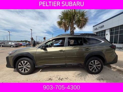 Certified 2025 Subaru Outback Premium image 5
