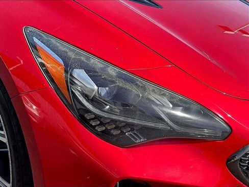 Used 2018 Kia Stinger GT1 AWD/4WD image 31