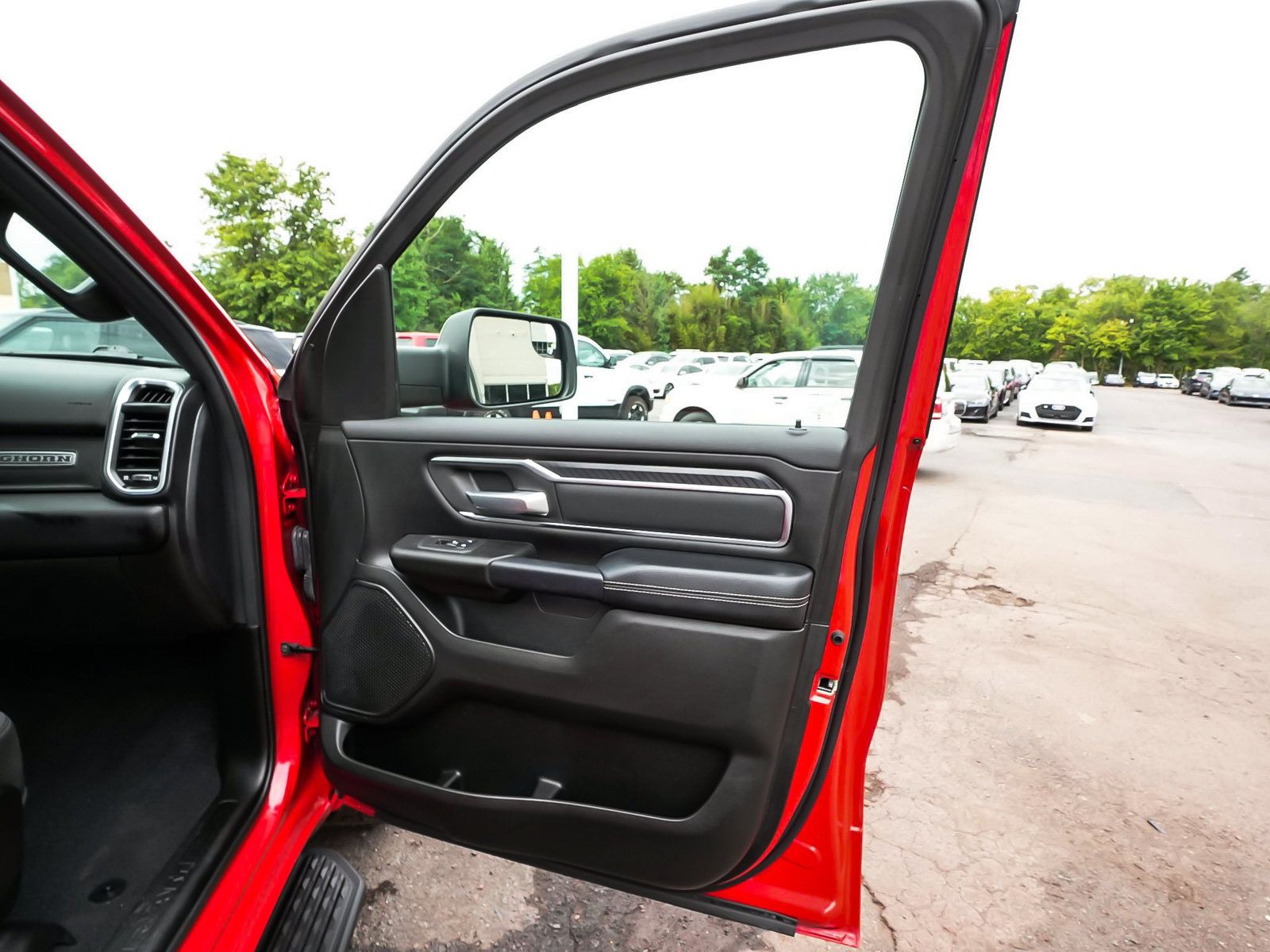 Used 2025 RAM 1500 Big Horn AWD/4WD image 15