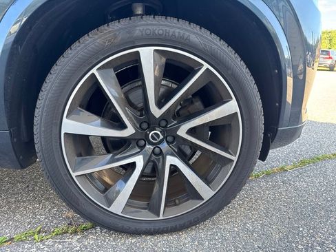 Used 2020 Volvo XC90 T6 Momentum w/ Protection Package Premier AWD/4WD image 29