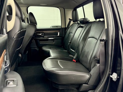 Used 2015 RAM 1500 Laramie w/ Convenience Group image 12