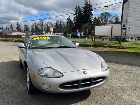 Used 2001 Jaguar XK8 Coupe RWD image 44
