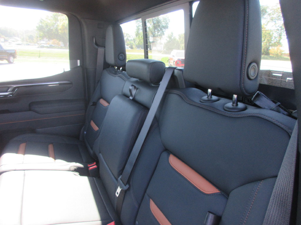 New 2026 GMC Sierra 1500 AT4 w/ AT4 Premium Package AWD/4WD image 14