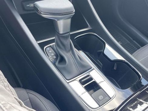 Used 2024 Hyundai Santa Cruz SEL image 19