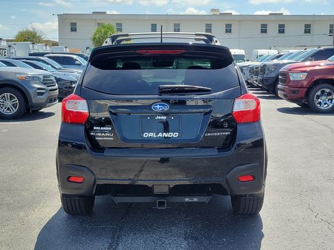 Used 2017 Subaru Crosstrek 2.0i Premium AWD/4WD image 6