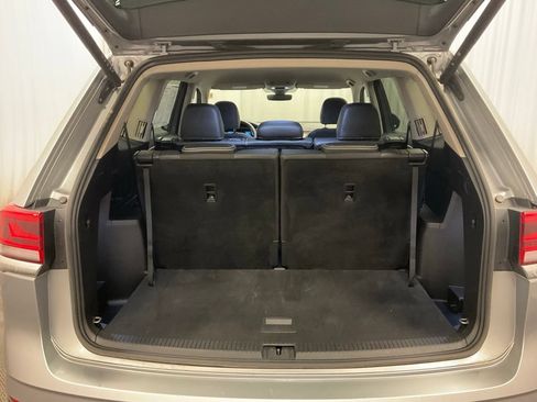 Used 2025 Volkswagen Atlas SE AWD/4WD image 28