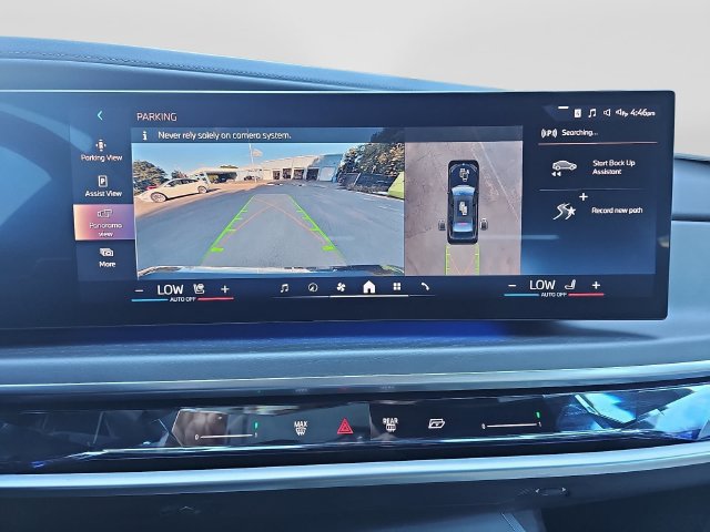 Used 2023 BMW 740i w/ Executive Package RWD image 26