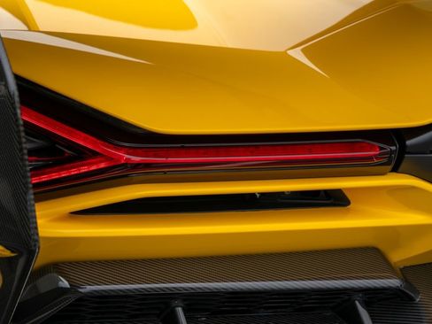 Used 2024 Lamborghini Revuelto AWD/4WD image 23