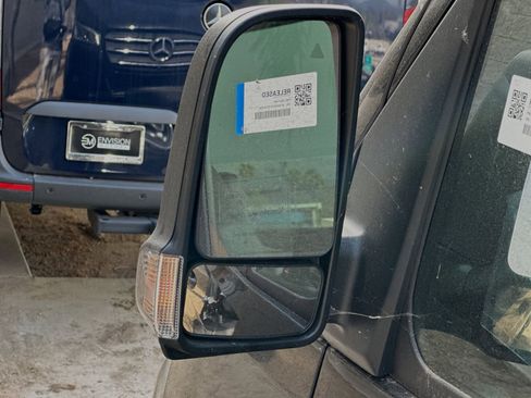 Used 2024 Mercedes-Benz Sprinter 2500 image 8